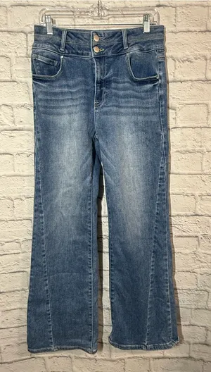 Risen High-Rise Wide-Leg Jeans in Medium Blue Wash, 11/30 thumbnail 1