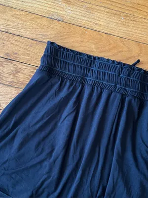 •Halara frill high waisted elastic shorts NWT• Size M thumbnail 8