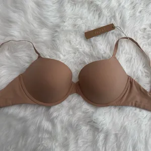 Skims Fits Everybody PushUp Demi Bra Clay Size 32DD thumbnail 3
