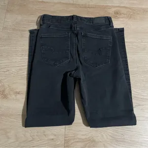 American Eagle Outfitters Curvy High Rise Jeggings thumbnail 2