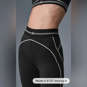 ALO Yoga NWT Airbrush High Waist Heart Throb Leggings Black White Size L thumbnail 4