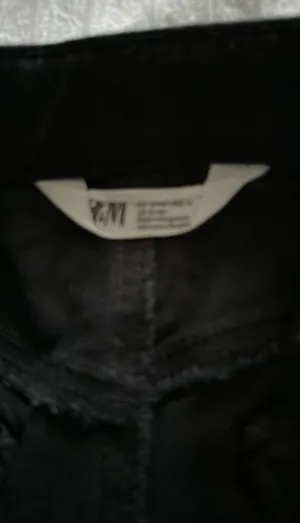 H&M Black Jean Shorts thumbnail 2