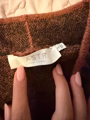 ASTR the label pull over thumbnail 3