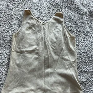 Elegant Cream Sleeveless Top thumbnail 2