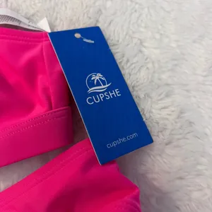 Cupshe Womens Neon Pink Triangle Bikini Set Crisscross Back Size Medium NWT‎ thumbnail 5