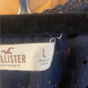 Hollister Top Size L thumbnail 2