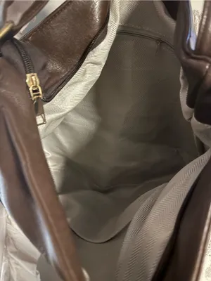 Classic Brown Leather Shoulder Bag thumbnail 2
