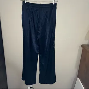 Petal & Pup NWT‎ Joyce Satin Navy Blue Wide-Leg Pleated Flowy Pants thumbnail 8