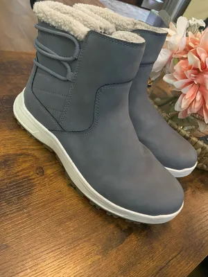 Khombu Water Repellent Ankle Boots Sarah Taupe thumbnail 1