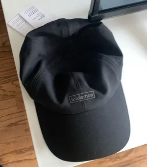 Lululemon NWT  baller soft hat thumbnail 1