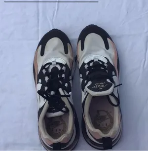 Nike Air Max 270 React Women’s thumbnail 4