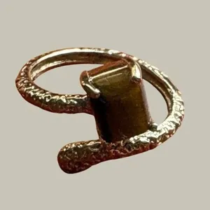 Gold Tone Textured Bypass Ring with Rectangular Tiger's Eye Stone Size 5.5‎ thumbnail 2