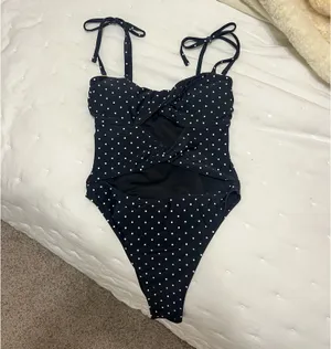 Cupshe One-Piece Swimsuit thumbnail 5