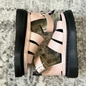 Dr. Martens Clarissa II Quad Pink thumbnail 1