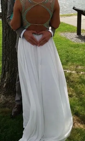 Sherri Hill Prom Gown thumbnail 3
