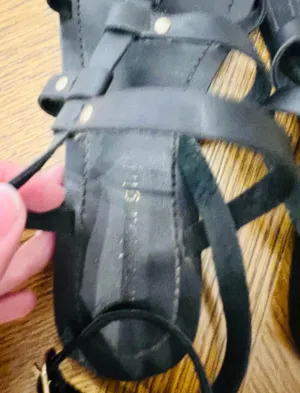 Madden Girl Black Gladiator Sandals Size 7 thumbnail 5