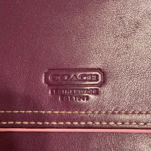 COACH Purple Leather Wallet used in good condition size in pictures thumbnail 2