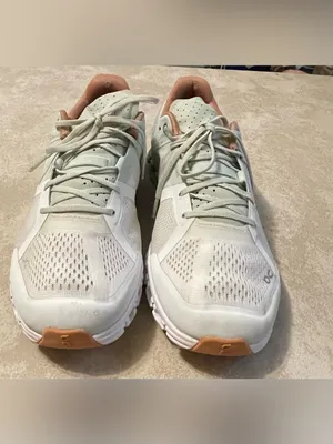 On Running Women's mint and terracotta tones Green Size 9.5 thumbnail 4