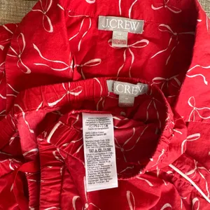 J.Crew Red White Bow Print‎ Cotton Pajama Set Womens Medium Long Sleeve Pants thumbnail 3