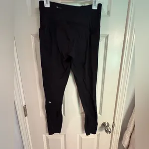 Lululemon size 8‎ black jogging pants thumbnail 2