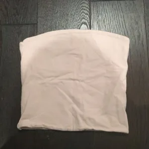 Brandy Melville Jenny bandeau tube top light pink thumbnail 3