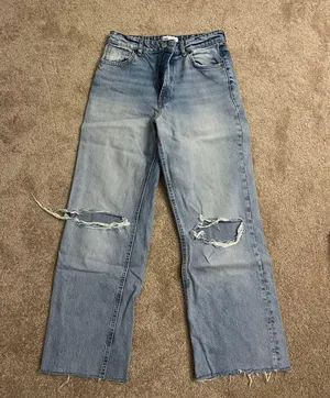 ZARA High Rise Jeans thumbnail 1