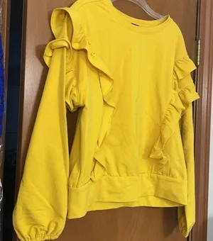 New Ann Taylor Lemon Shade Ruffle Sweatshirt Yellow thumbnail 1