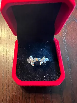 Gorgeous 10k Plated Cubic Zirconia Ring Size 8 thumbnail 2