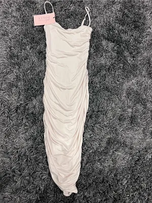 🌺Oh Polly Ivory Ruched Midi Dress Us Size 4 Nwt🌺 thumbnail 2