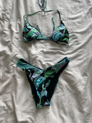 PacSun bikini set thumbnail 1