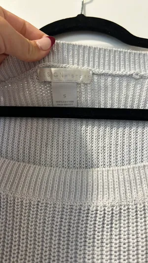 Boutique Top thumbnail 4