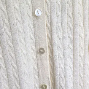 Vintage 60’s chunky knit sweater cape‎ poncho Light ivory thumbnail 6