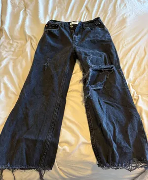 Black Abercrombie High-Rise Jeans thumbnail 1