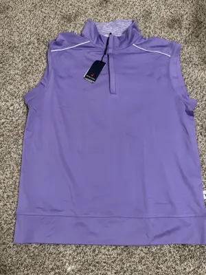 Michel Rouen Stay stylish on the course with this sleek purple golf vest. Perfect for layering, it offers comfort and flexibility for every swing. thumbnail 4