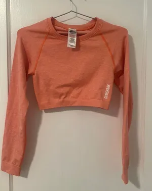 Gymshark Top Crop Long Sleeve thumbnail 1