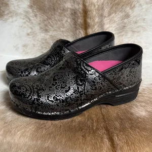 Dansko Glitzy Patent Leather Classic Clog Size 38 B54‎ thumbnail 2