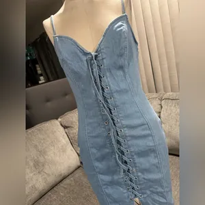 🌸AMTIOUS piper denim midi dress ✨ Blue thumbnail 8