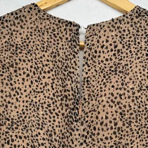 ASTR The Label Dottie Midi Dress Animal Print Ruched Long Sleeve XS‎ thumbnail 12