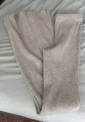 Aerie Flare Leggings thumbnail 1