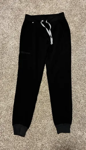 FIGS Scrub Pants thumbnail 1