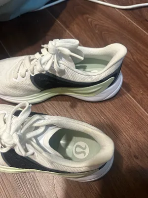 Lululemon Running Shoes Blissfeel thumbnail 5