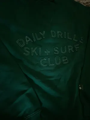 Daily Drills Oversized Vintage Ski + Surf Club Crew Sweatshirt Forest Green XS/S thumbnail 2