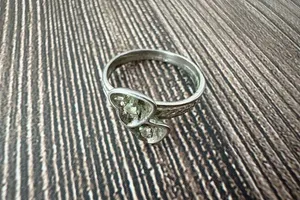 Vintage Double Heart Silver Toned Ring Size 6 thumbnail 6