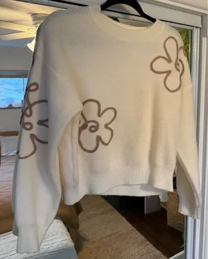 Debut Floral Sweater thumbnail 4
