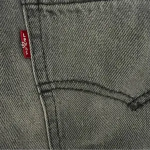 Womens Levis Lo Pro Straight Leg Jeans Acid Wash Gray Splatter Womens Size 30 thumbnail 8