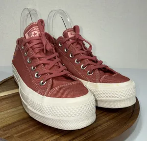 Converse Chuck Taylor All Star Lift OX Women's Shoe Pink Rainbow 564559C Size 7 thumbnail 1