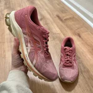 ASICS | Gel-Kayano 27 GT-1000 10‎ Pink Rose Running Athletic Sneakers, Size 9.5 thumbnail 2