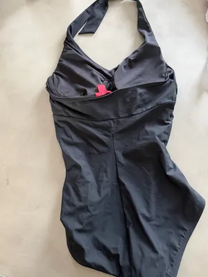 NEW SPANX Black One Piece Swimsuit Size 8 Ruched Halter Tummy Control Slimming thumbnail 6