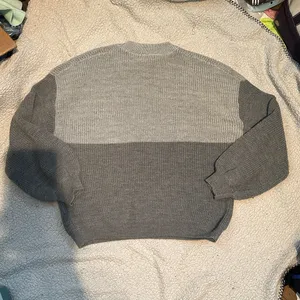 SHEIN Colorblock Drop Shoulder Sweater  thumbnail 5