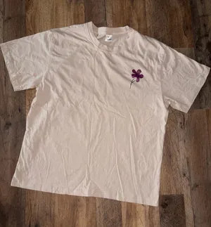 Floral T thumbnail 1